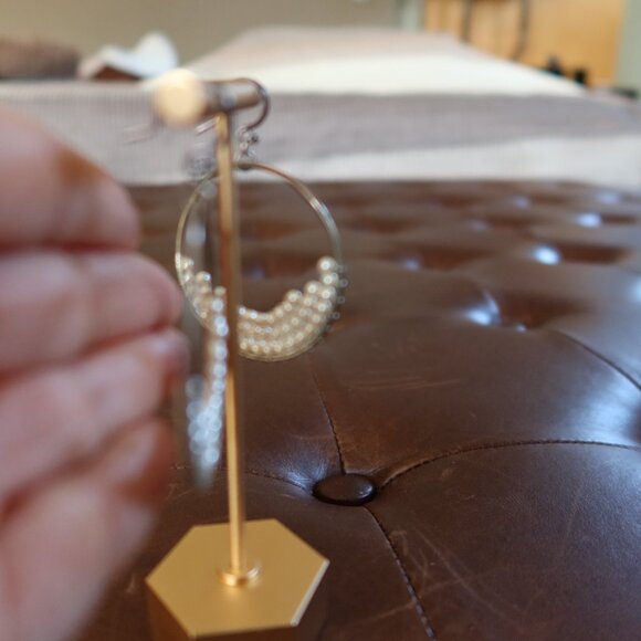 Chan Luu tiny pearl and silver front facing hoops earrings 2" long drops - Picture 8 of 13